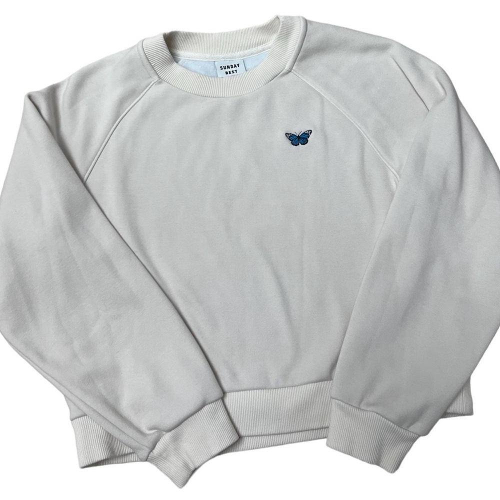 Sunday Best Off-white/Cream Cropped Crewneck Pullover
